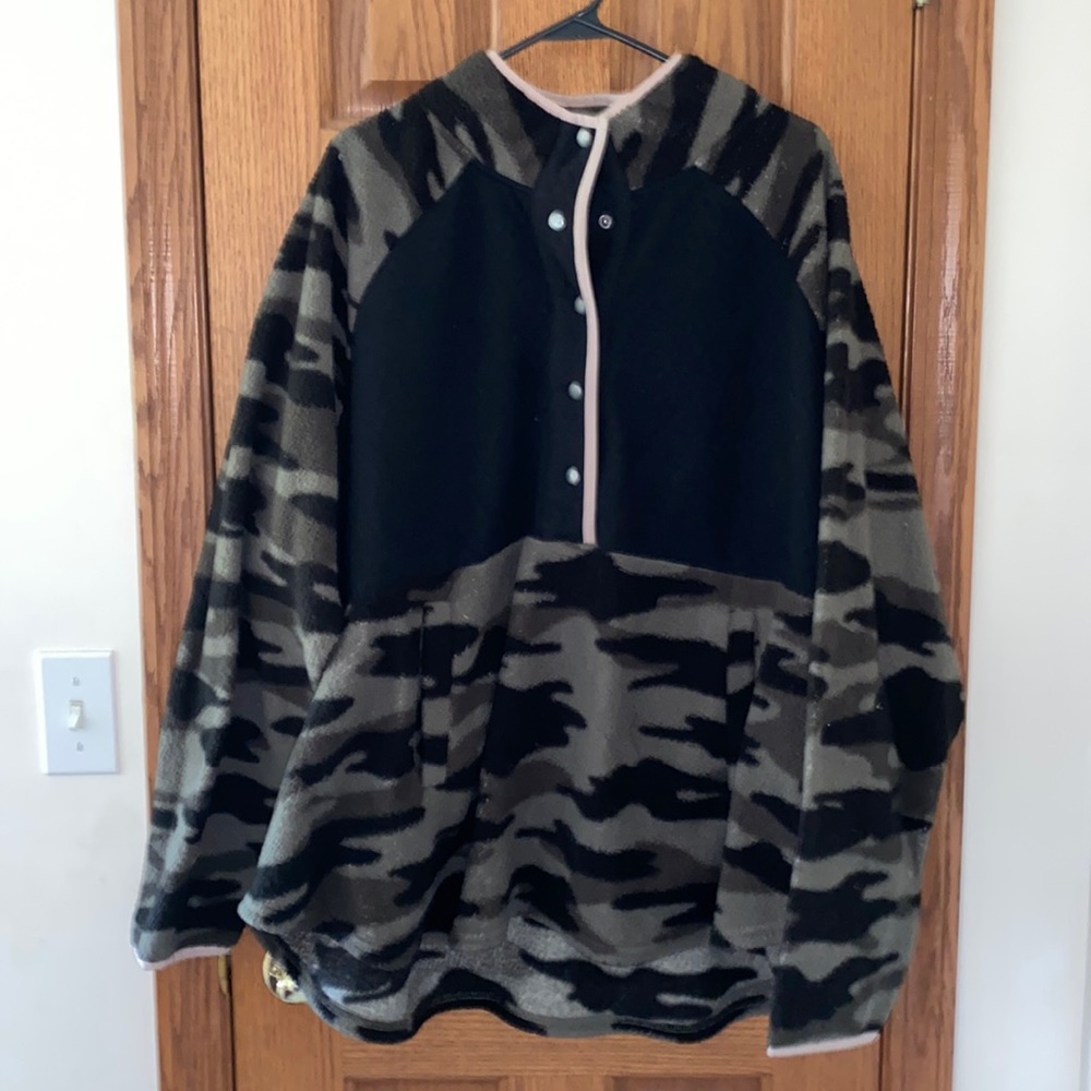 Maurices Sherpa pullover size 4X